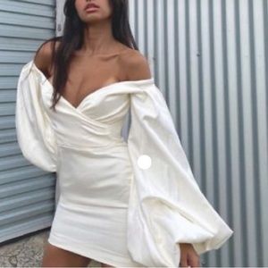 V-neck silk White dress size 2